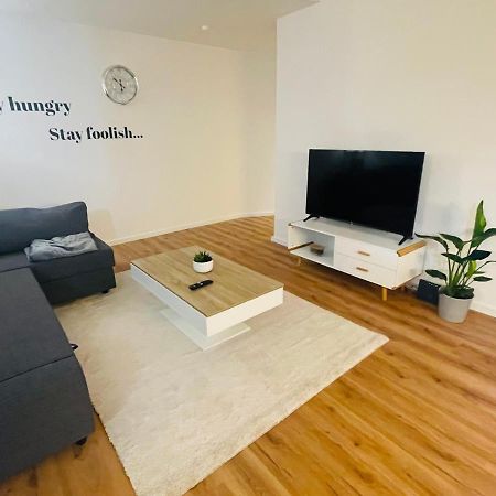 Modern * Gemuetlich * Nespresso * Terrasse * Netflix Appartement Duisburg Buitenkant foto