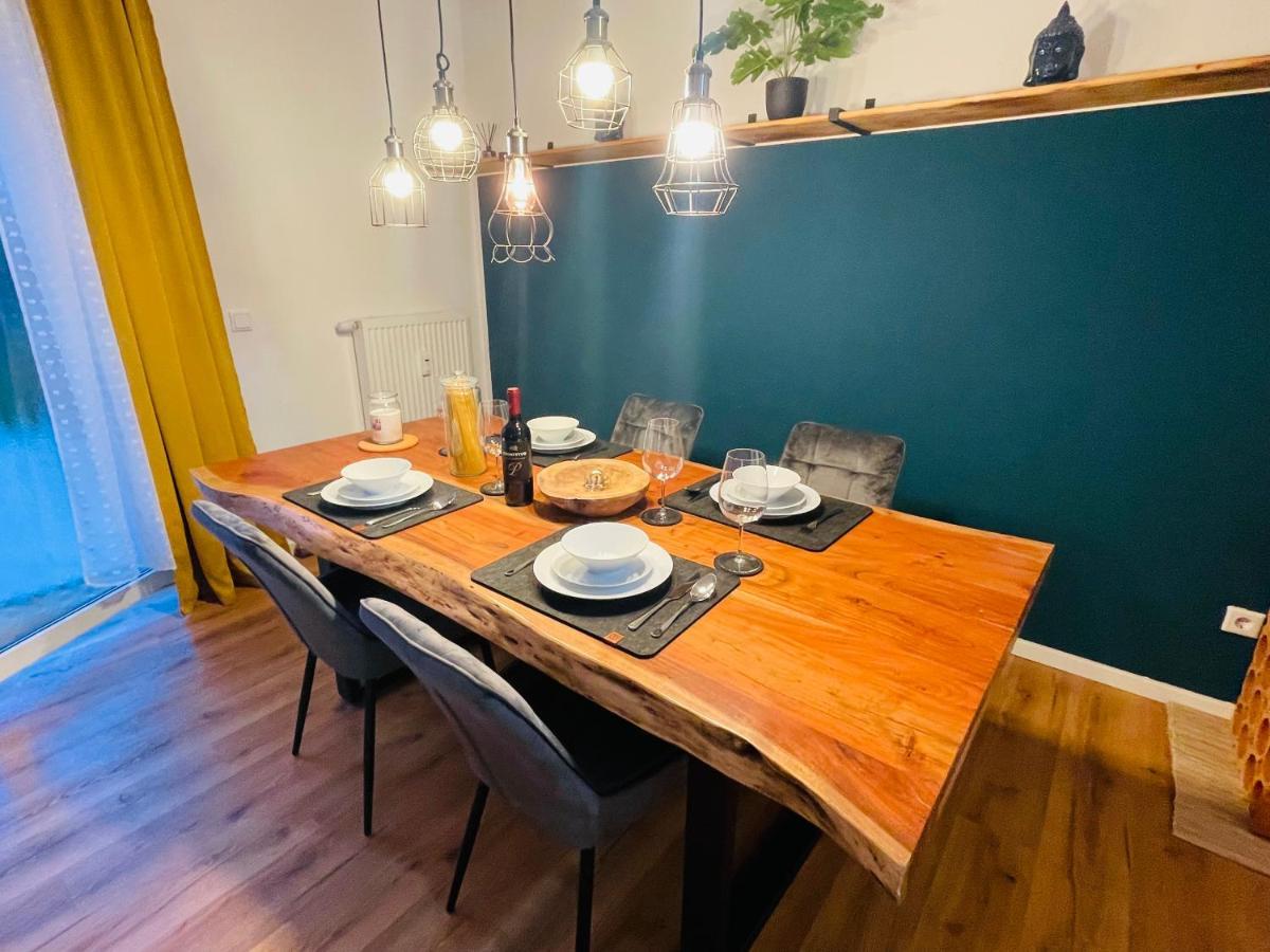 Modern * Gemuetlich * Nespresso * Terrasse * Netflix Appartement Duisburg Buitenkant foto