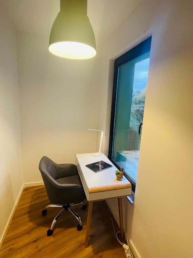 Modern * Gemuetlich * Nespresso * Terrasse * Netflix Appartement Duisburg Buitenkant foto