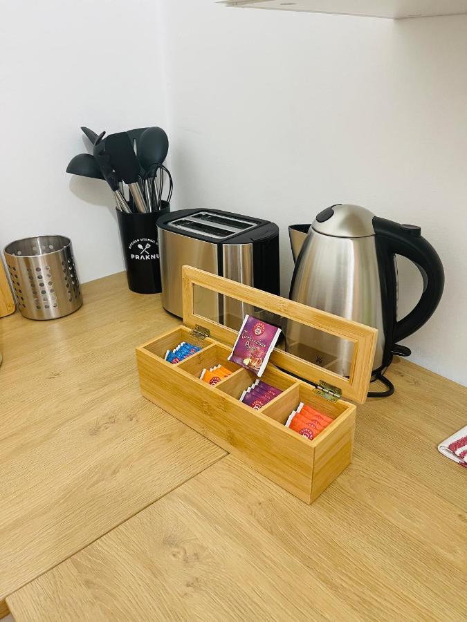 Modern * Gemuetlich * Nespresso * Terrasse * Netflix Appartement Duisburg Buitenkant foto